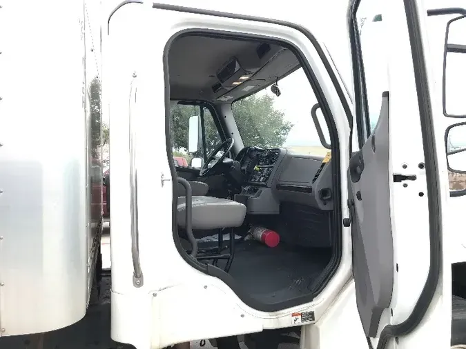 2022 Freightliner M2