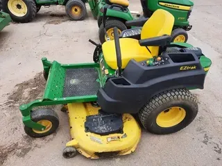 2011 John Deere Z445