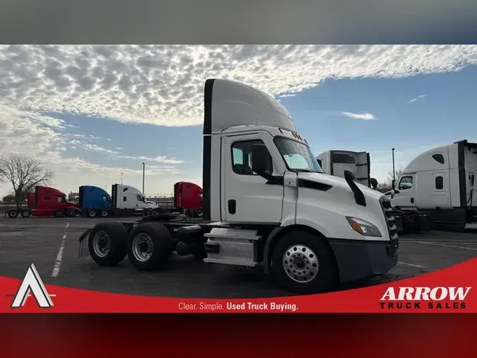 2021 FREIGHTLINER PE116