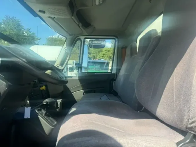 2019 NAVISTAR INTERNATIONAL 4300