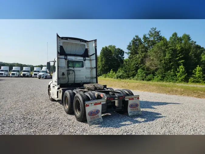 2018 Volvo VNL300