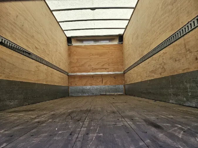 2021 ISUZU NPRfb65ea2203a3d30928d76827062012e4