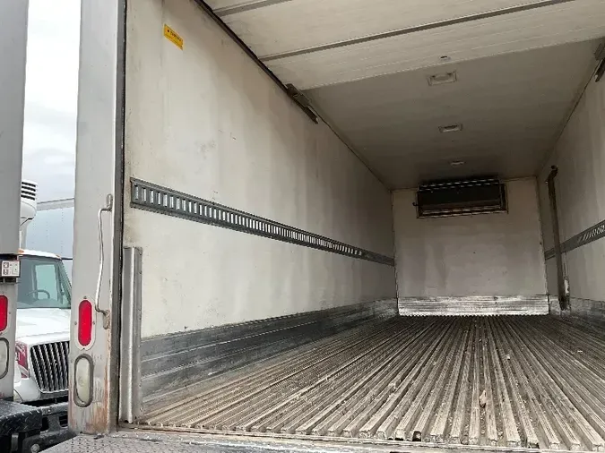 2009 INTERNATIONAL 4300