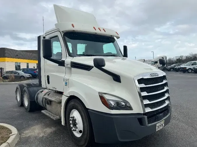 2018 Freightliner T12664STfb6f5a429afaa92067c5cc773aa078e1