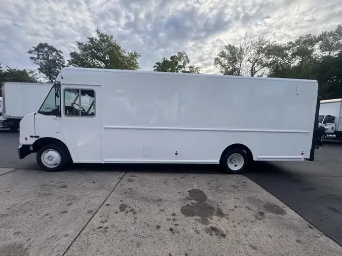 2018 FRTLR CUSTOM CHASSIS CORP MT45