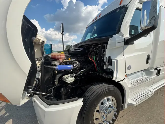 2022 Freightliner CA126SLPfb72d98e611ea0c31861ce26c9d7d2a2