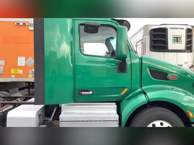 2021 Peterbilt 579fb75657d6b3fba4ba84cb45c719def84