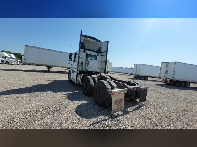 2019 Volvo VNL300