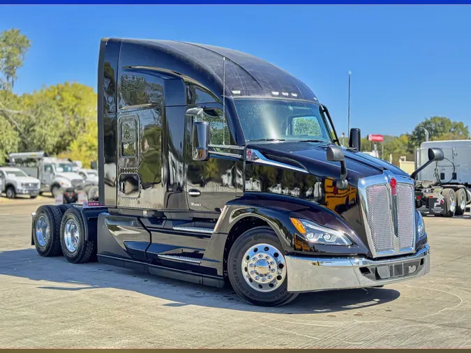 2025 KENWORTH T680