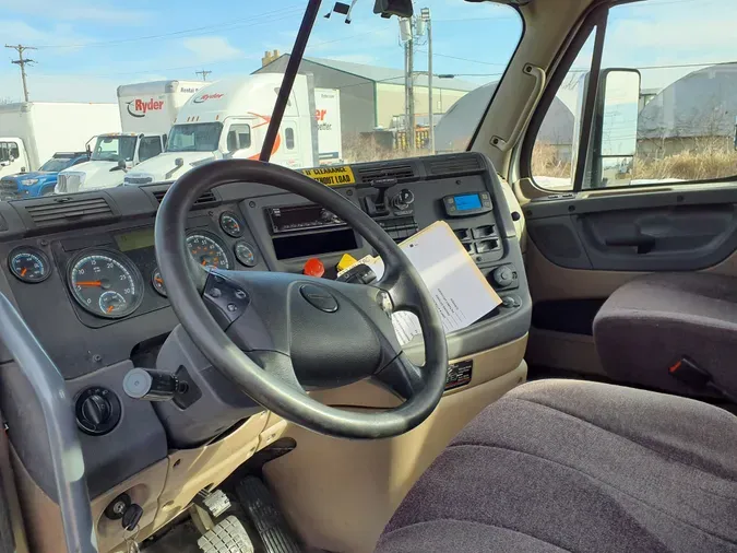 2018 FREIGHTLINER/MERCEDES CASCADIA 113