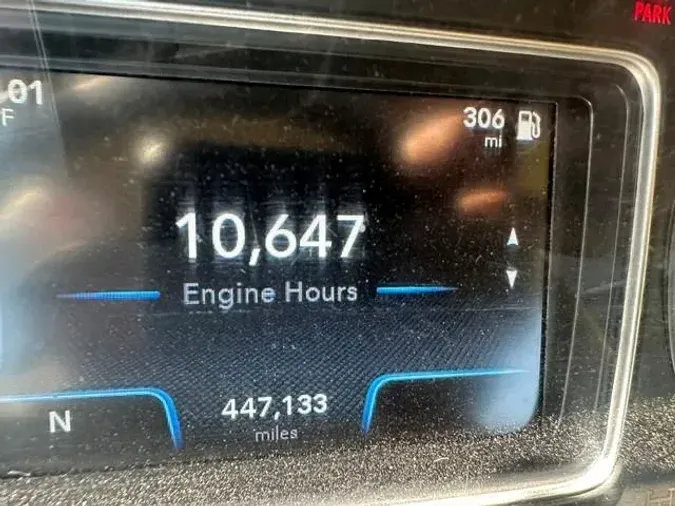 2023 International LT625