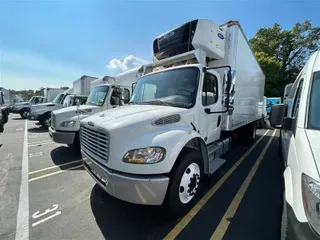 2015 Freightliner M2 106