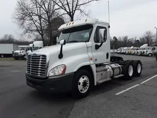 2017 FREIGHTLINER/MERCEDES CASCADIA 125