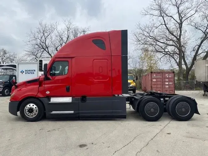 2021 Freightliner Cascadia