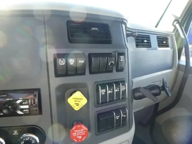 2021 Peterbilt 579