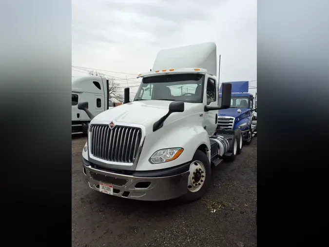 2019 NAVISTAR INTERNATIONAL LT625 DAYCAB T/Afb89a194e65426db3d3e8a22f02d6f35