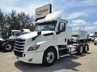 2020 FREIGHTLINER/MERCEDES NEW CASCADIA PX12664