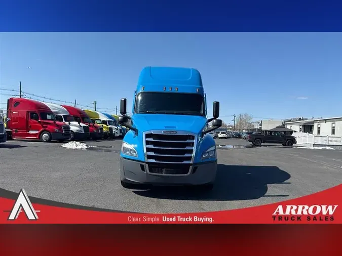 2022 FREIGHTLINER CA126