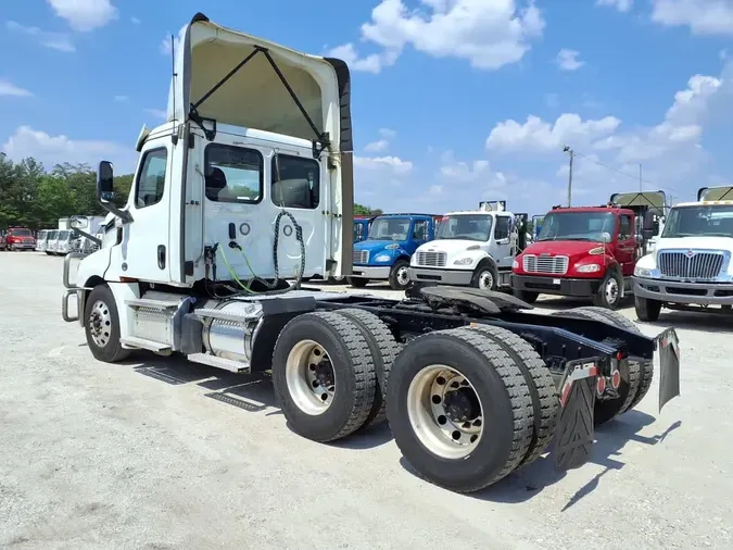 2020 FREIGHTLINER/MERCEDES NEW CASCADIA PX12664