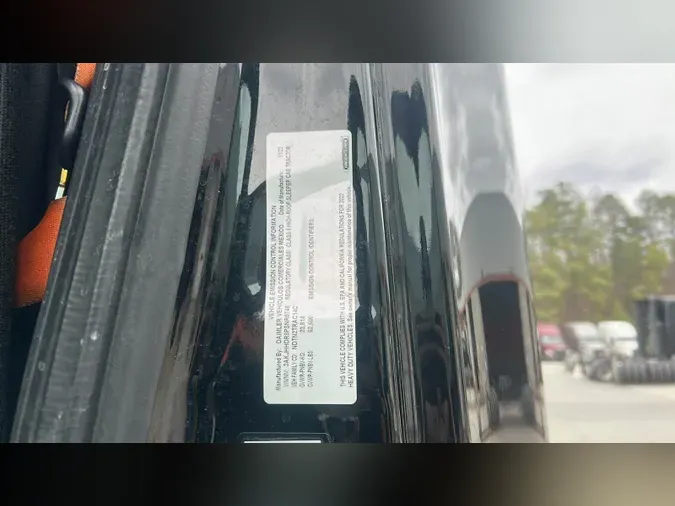 2023 Freightliner Cascadia 126