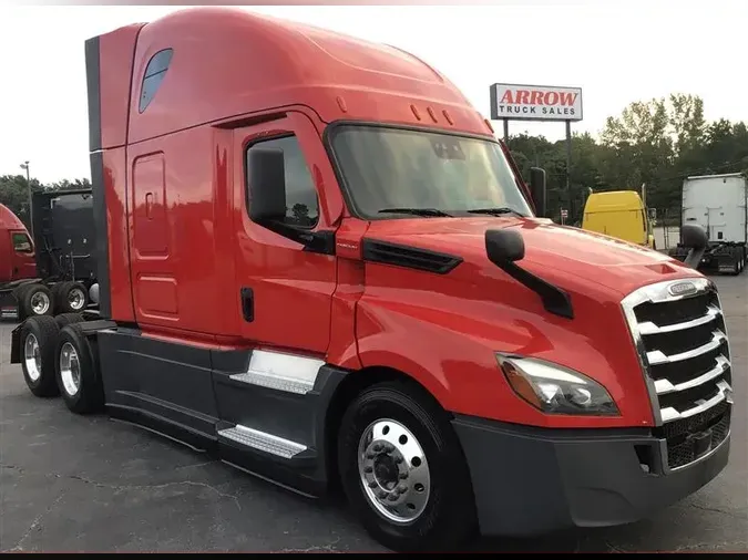 2020 FREIGHTLINER CASCADIA