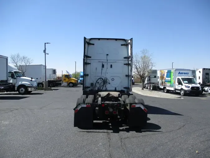 2021 FREIGHTLINER/MERCEDES NEW CASCADIA PX12664