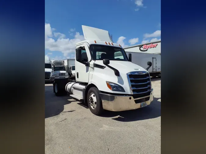 2020 FREIGHTLINER/MERCEDES NEW CASCADIA 116