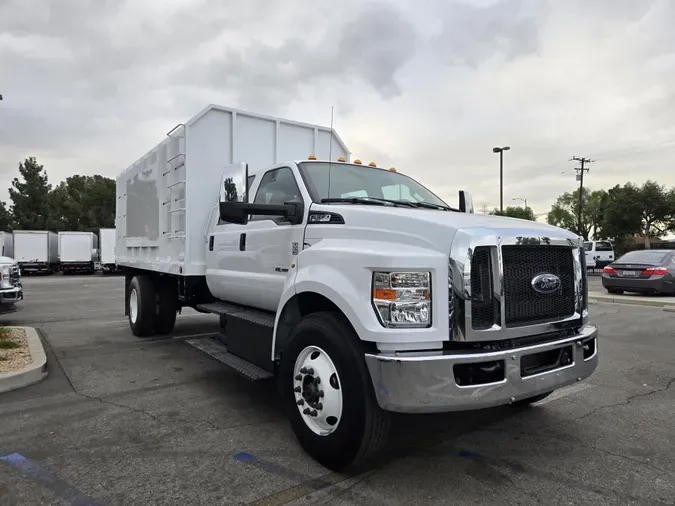 2022 Ford F-650