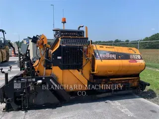 2017 LeeBoy 8520