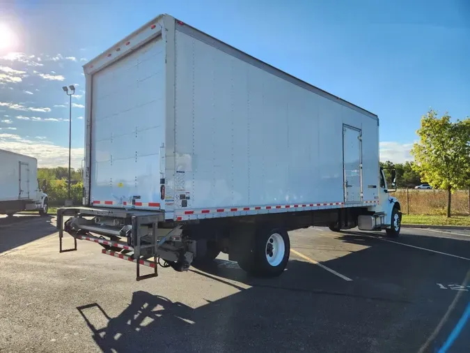 2018 FREIGHTLINER/MERCEDES M2 106