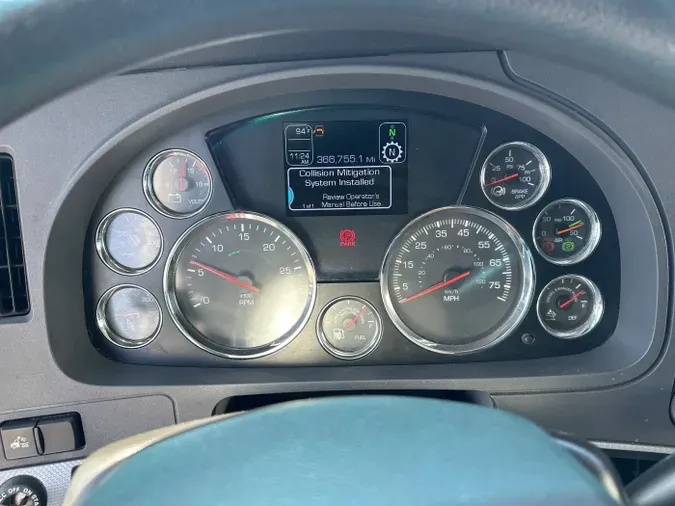 2022 Kenworth T680