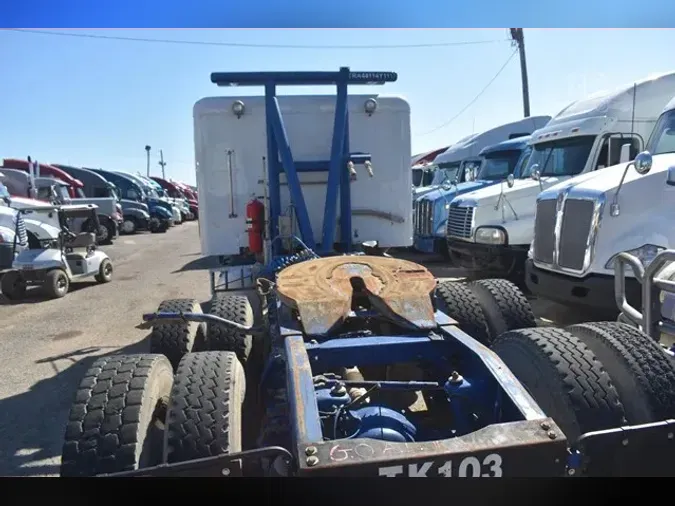 2015 PETERBILT 365