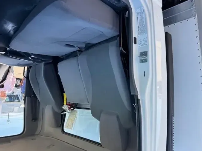 2022 Isuzu NPR-XD