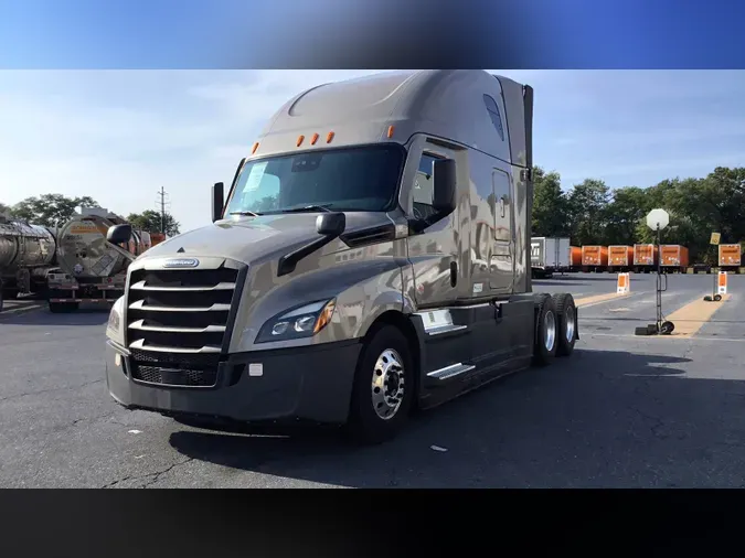 2024 Freightliner Cascadia 126