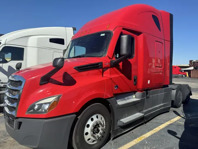 2021 Freightliner Cascadia