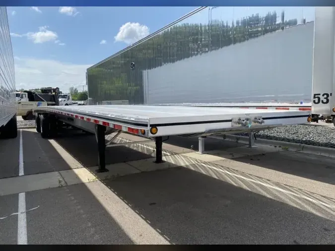 2024 Mac Trailers Flatbed