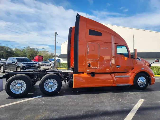 2020 Kenworth T680