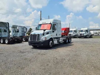 2020 FREIGHTLINER CASCADIA 113