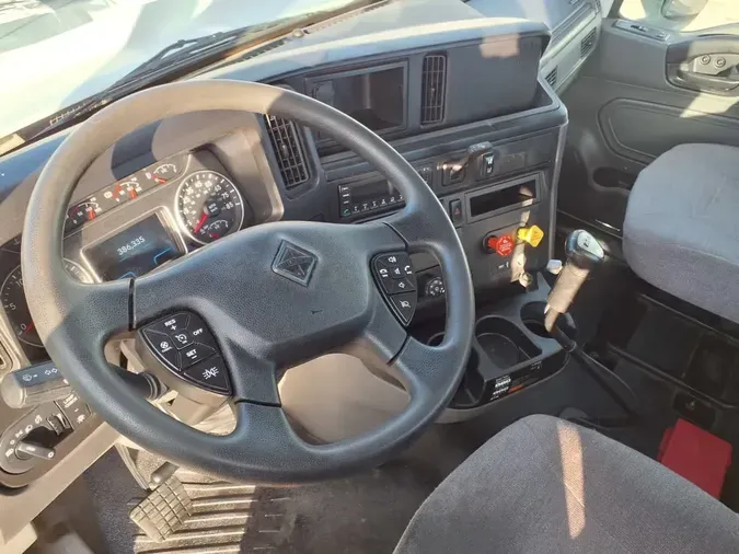 2021 NAVISTAR INTERNATIONAL LT625 DAYCAB S/A