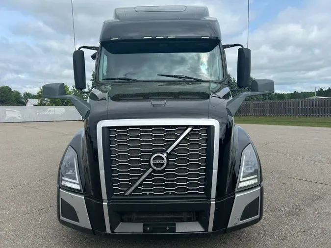 2021 Volvo VNL 860