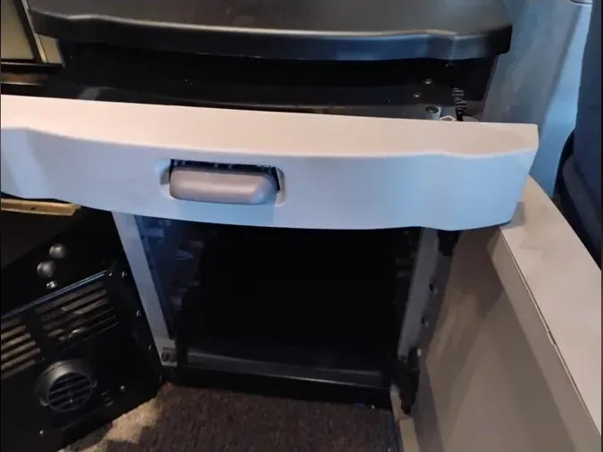 2022 Peterbilt 579fbb81db5db41b5249f68d9f8a7567c31