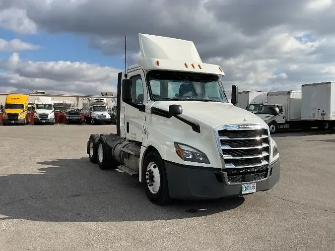 2018 Freightliner T12664STfbba038bc4589297ff6aeac8c1d2be15