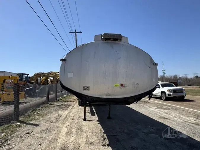 1963 HEIL 8100 GALLON