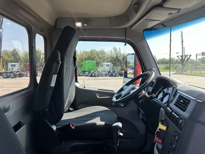 2019 Peterbilt 579