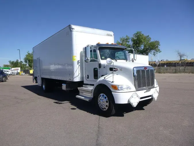 2020 Peterbilt 337