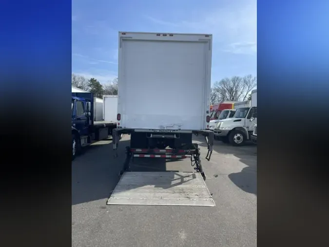 2019 FREIGHTLINER/MERCEDES M2 106