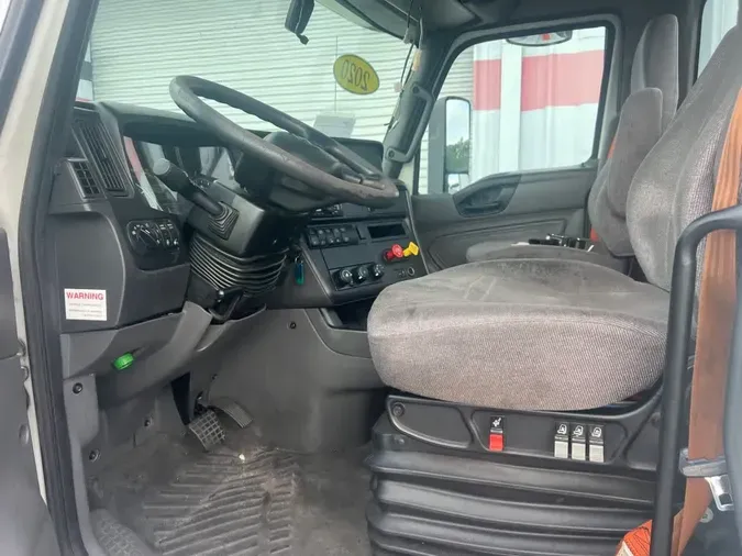 2020 NAVISTAR INTERNATIONAL RH613 DAYCAB S/A