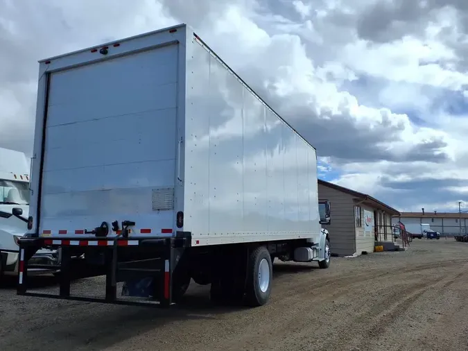 2022 FREIGHTLINER/MERCEDES M2 106
