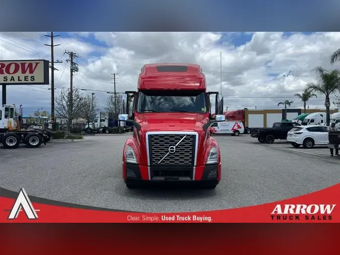 2021 VOLVO VNL760