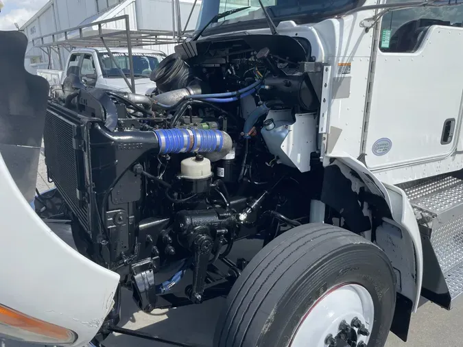 2016 Kenworth T270